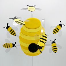 Beehive Mobile - Cynthia Braga