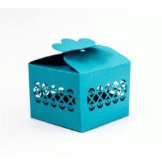 gift box with geometric border